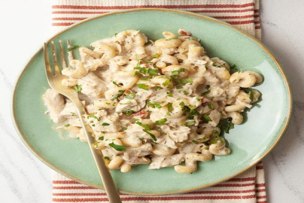 Slow Cooker Boursin Chicken Pasta