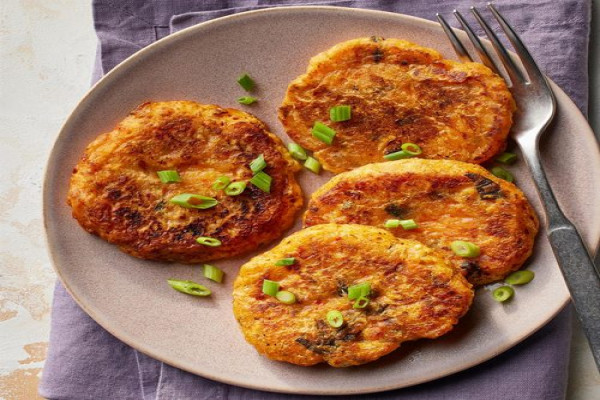 Kimchi Pancakes (Kimchijeon)