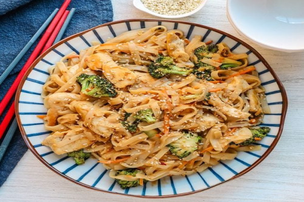 Peanut Chicken Stir Fry