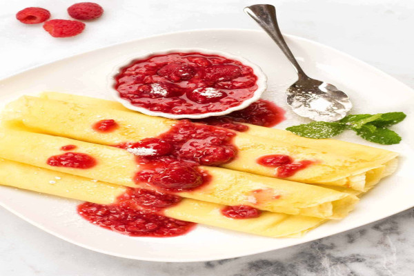 Hungarian Crêpes Palacsinta