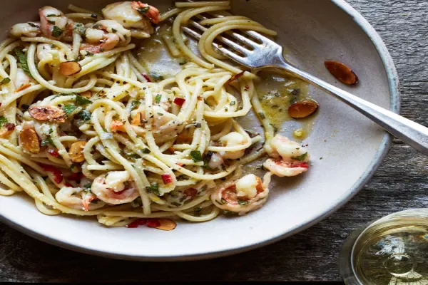 Spaghetti with Shrimp, Lemon, Mint and Pecorino
