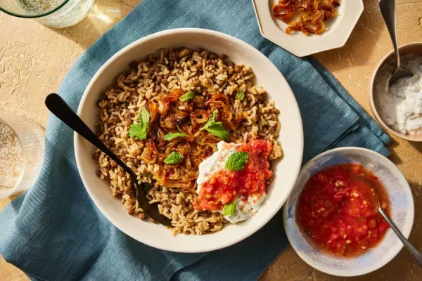 Mujadara (Lentils and Rice with Caramelized Onions)