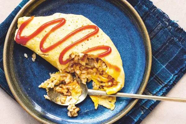 Omurice (Japanese Omelet Rice)