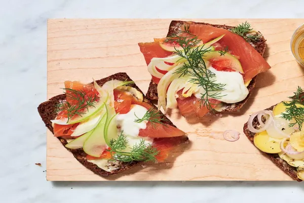 Smoked Salmon Smørrebrød