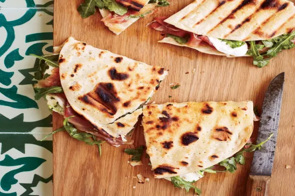 Prosciutto Mozzarella Piadine
