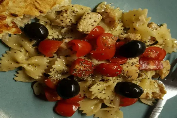 Tomato and Garlic Pasta