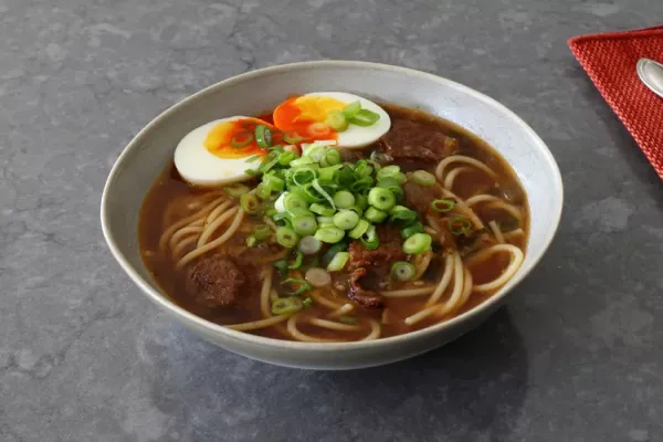 Yakamein